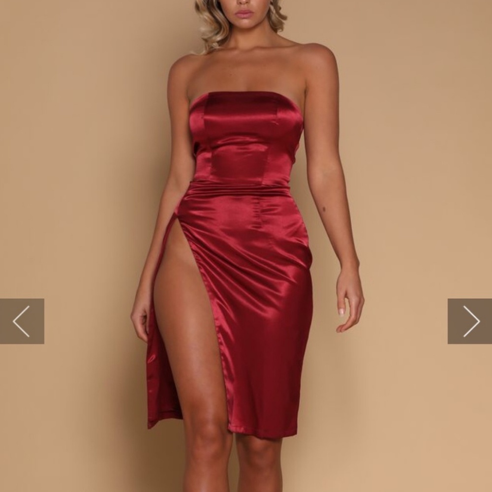 Cocktail dress never worn still with tags.